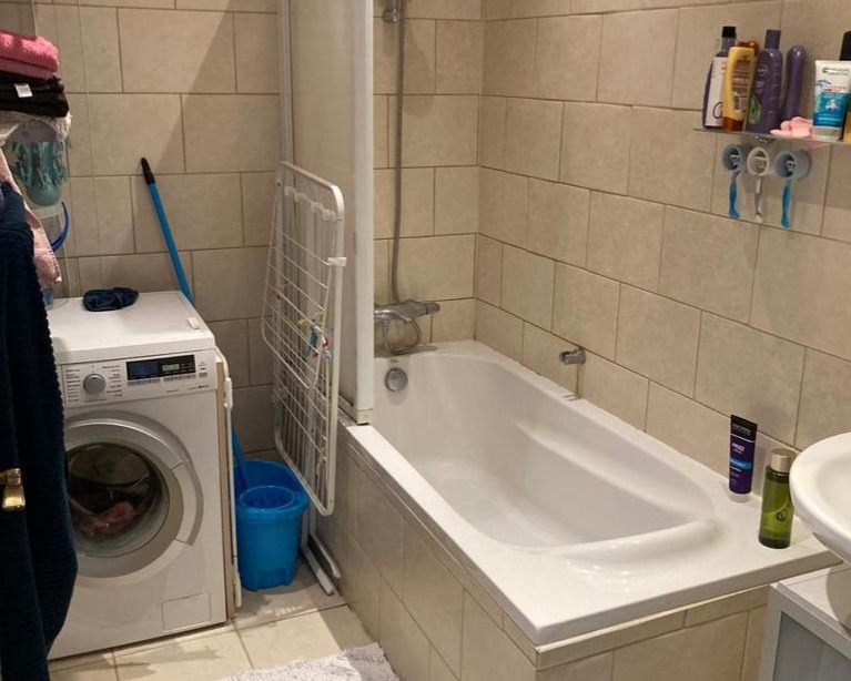 Kamer aan Kamperfoeliestraat, Den Haag 6