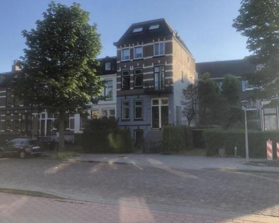 Kamer te huur in de Van Oldenbarneveldtstraat in Arnhem