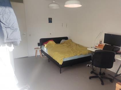 Room for rent 750 euro Willy Sluiterstraat, Amsterdam