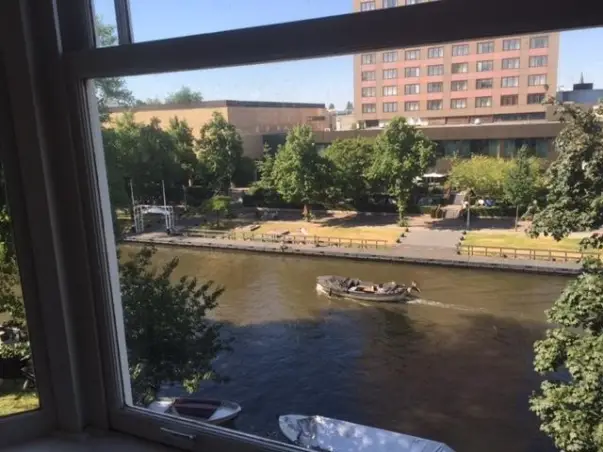 Kamer te huur aan de Amstelkade in Amsterdam