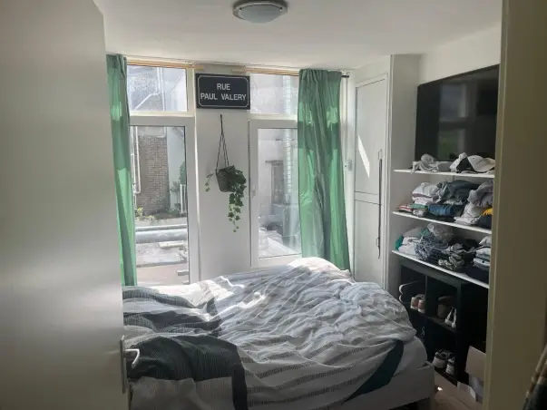 Kamer te huur aan de Van Woustraat in Amsterdam