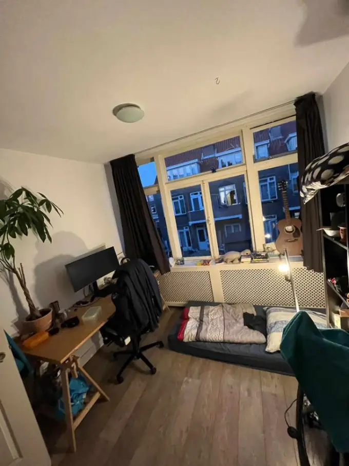 Kamer te huur aan de Van Zeggelenlaan in Den Haag