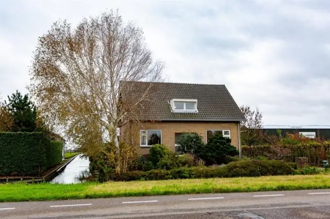 Appartement te huur aan de Burgemeester Smitweg in Hazerswoude-Dorp