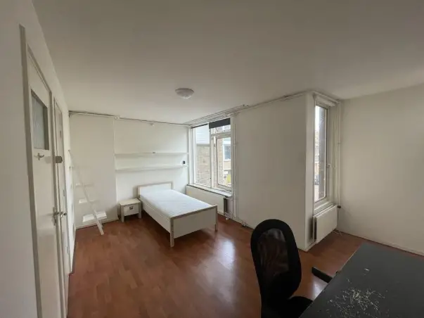 Kamer te huur aan de Alpert van Metzhof in Amsterdam