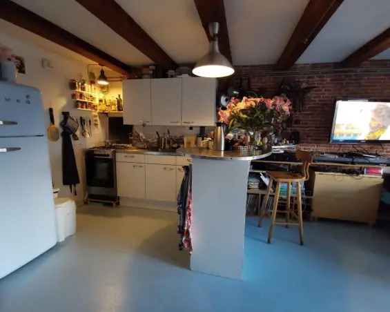 Studio te huur aan de Oudeschans in Amsterdam