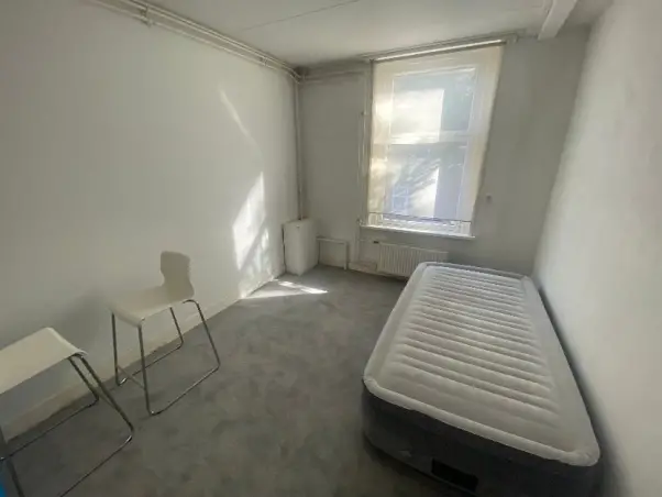 Kamer te huur aan de Hoofdweg in Amsterdam