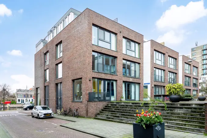 Kamer te huur aan de Lange Dijkstraat in Rotterdam