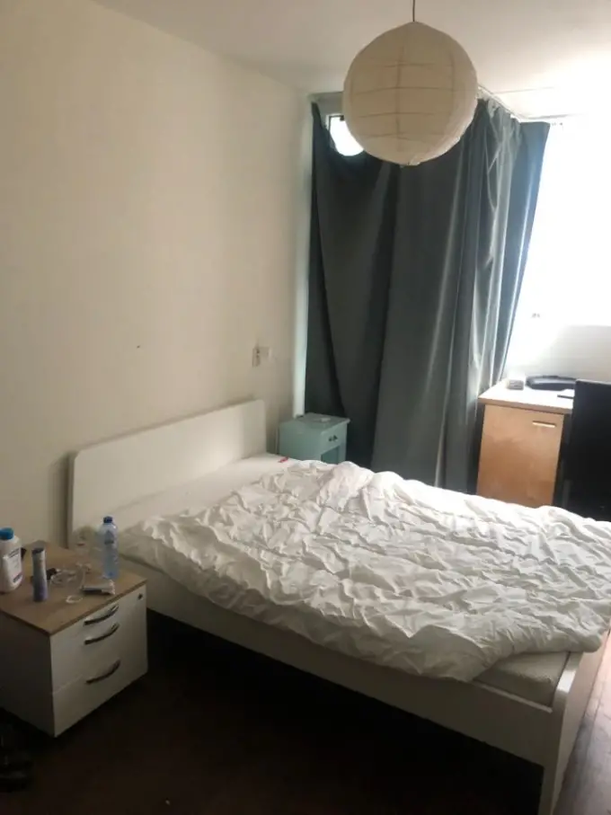 Kamer te huur aan de Sint Antoniesbreestraat in Amsterdam