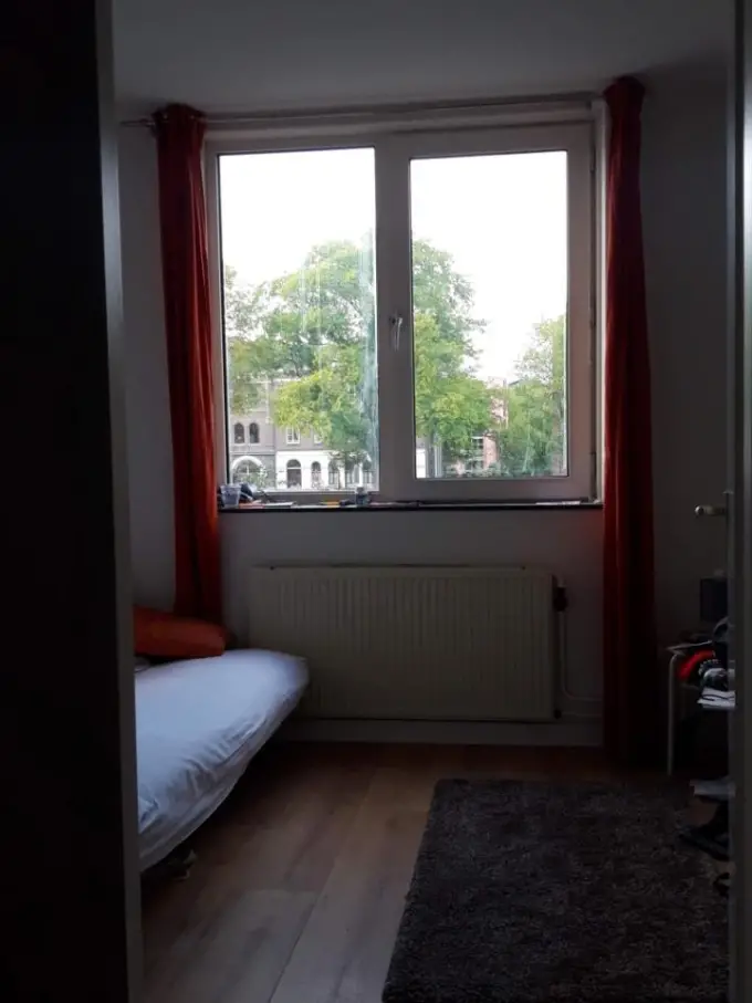 Kamer te huur aan de Nieuwevaart in Amsterdam