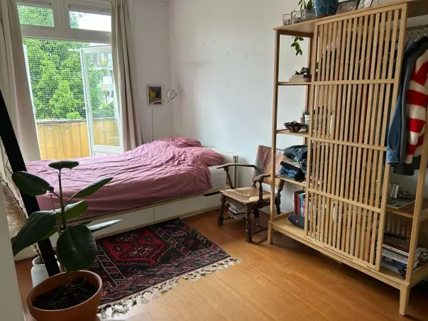 Kamer te huur aan de Hunzestraat in Amsterdam