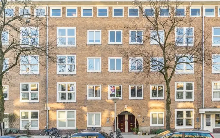 Kamer te huur aan de Maasstraat in Amsterdam