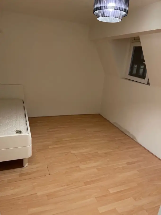 Kamer te huur aan de Hilledijk in Rotterdam