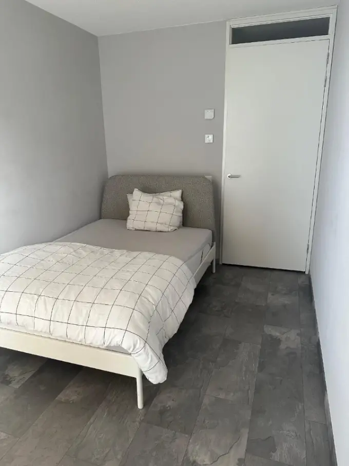 Kamer te huur aan de Osdorpplein in Amsterdam