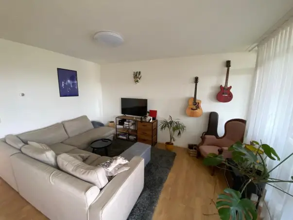 Kamer te huur aan de Omval in Amsterdam