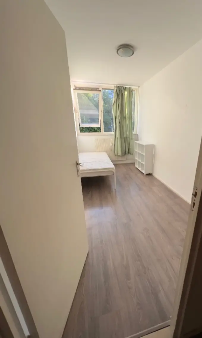 Kamer te huur aan de Roland Holstlaan in Delft