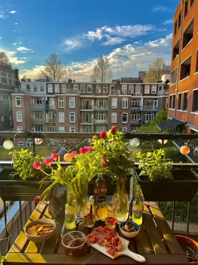 Kamer te huur aan de Marcusstraat in Amsterdam