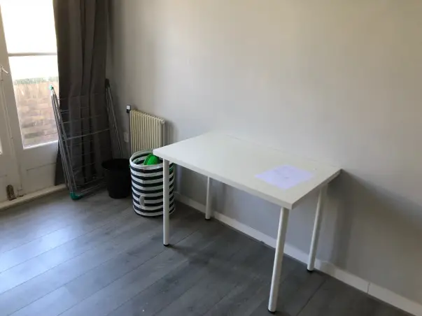 Kamer te huur aan de Schaarsbergenstraat in Den Haag