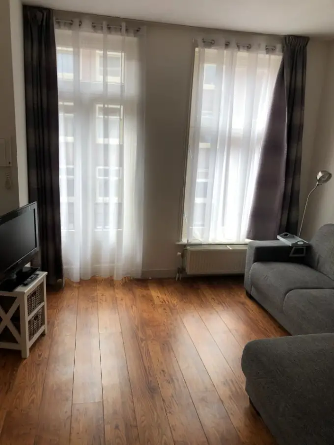 Appartement te huur aan de Van Boetzelaerstraat in Amsterdam