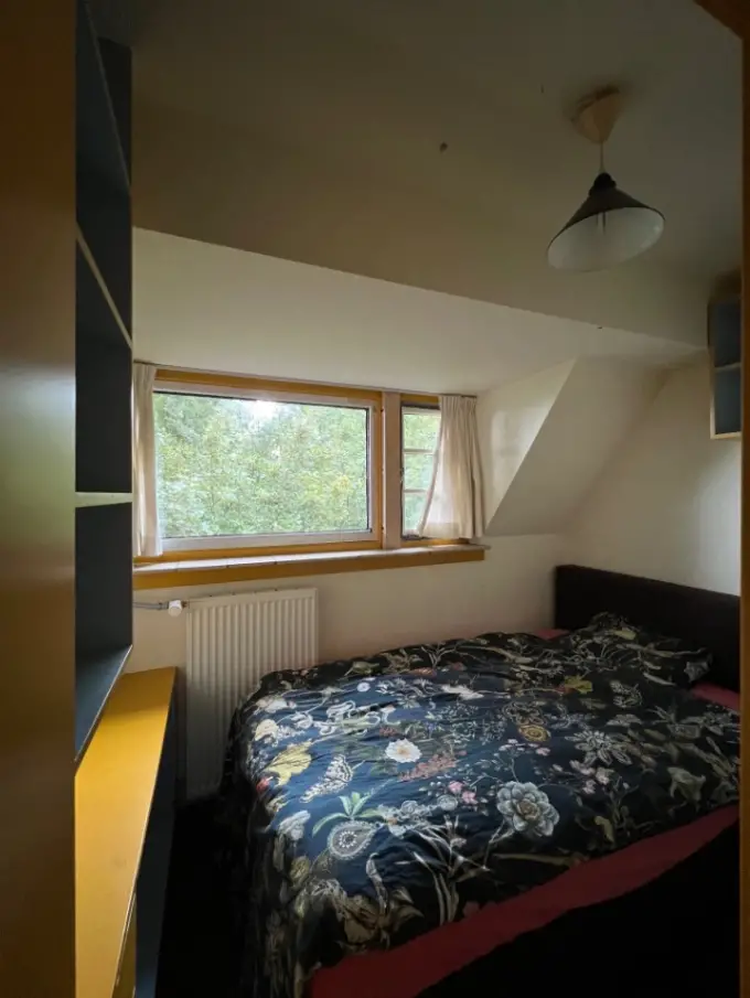 Kamer te huur aan de Ringdijk in Rotterdam