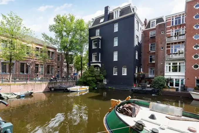 Appartement te huur aan de Reguliersgracht in Amsterdam