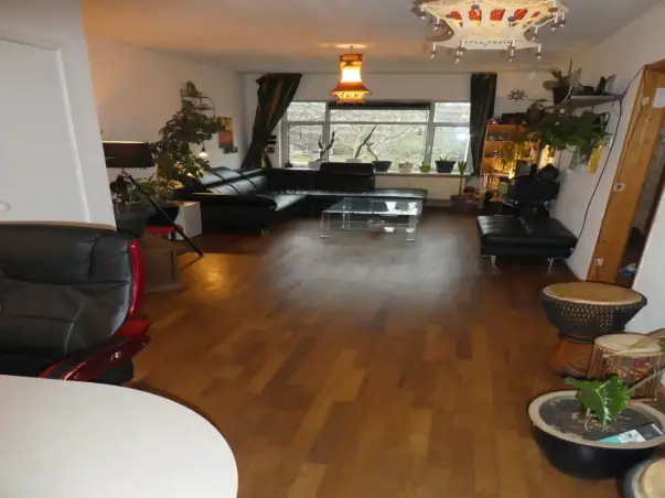 Appartement te huur aan de Troelstrakade in Den Haag