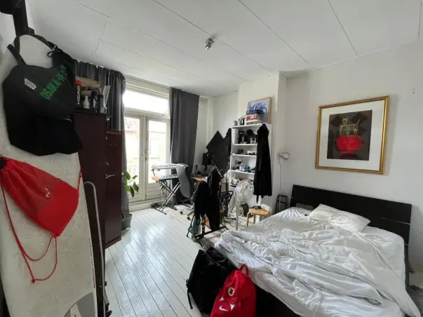 Kamer te huur aan de Weimarstraat in Den Haag