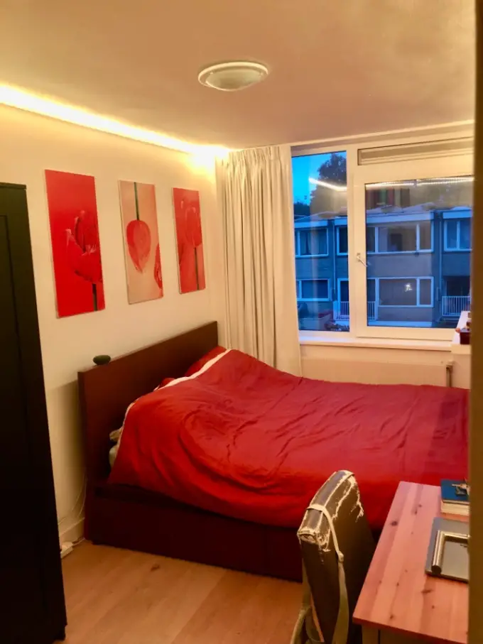 Kamer te huur aan de Cannenburg in Amsterdam