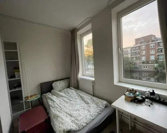 Kamer te huur aan de Postjeskade in Amsterdam