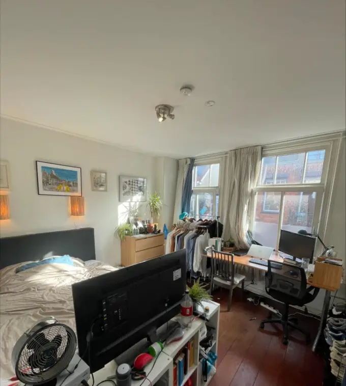 Kamer te huur aan de Korte Leidsedwarsstraat in Amsterdam