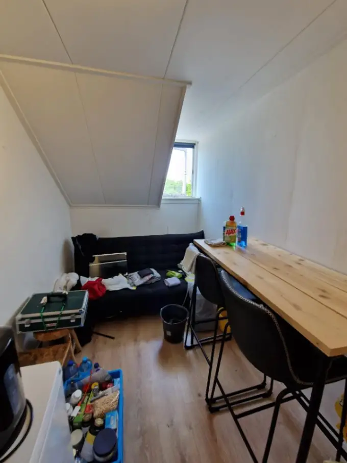 Kamer te huur aan de Broekhovenseweg in Tilburg