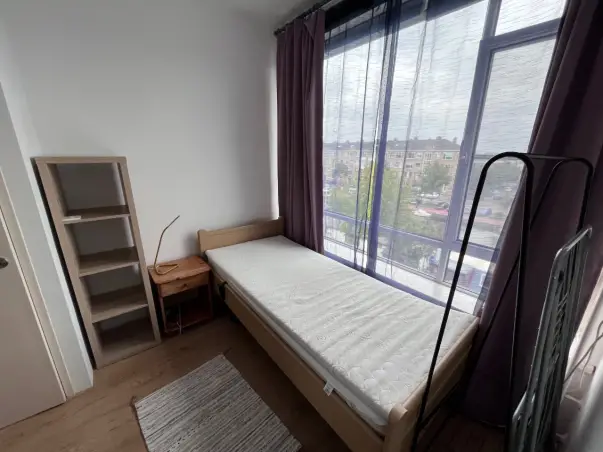 Kamer te huur aan de Veenendaalkade in Den Haag