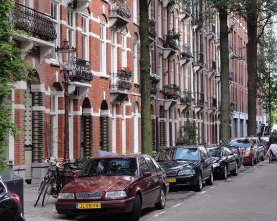 Kamer te huur aan de Marcusstraat in Amsterdam