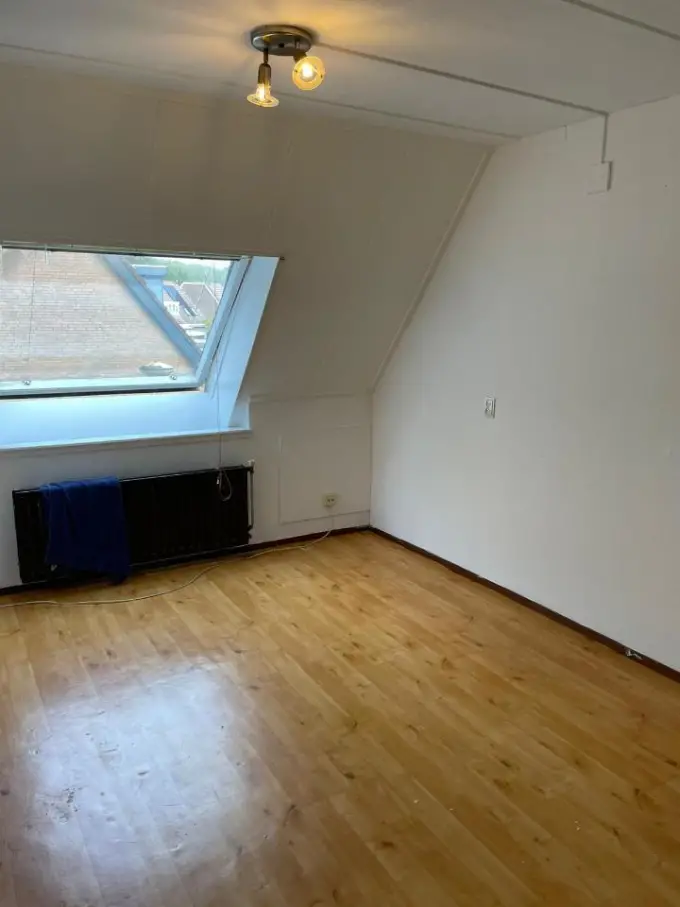 Kamer te huur aan de Kamp 27 in Lelystad