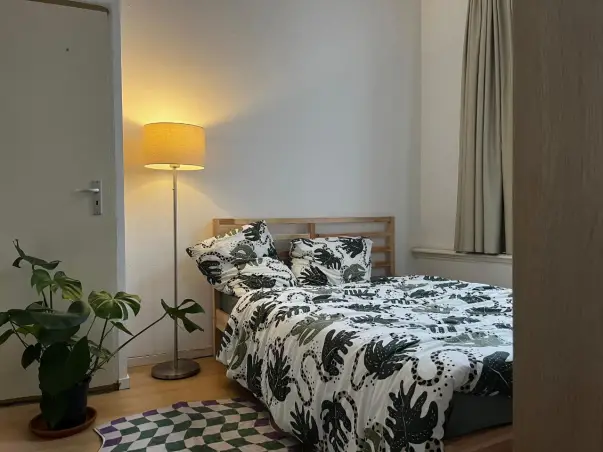 Studio te huur aan de 1e Middellandstraat in Rotterdam