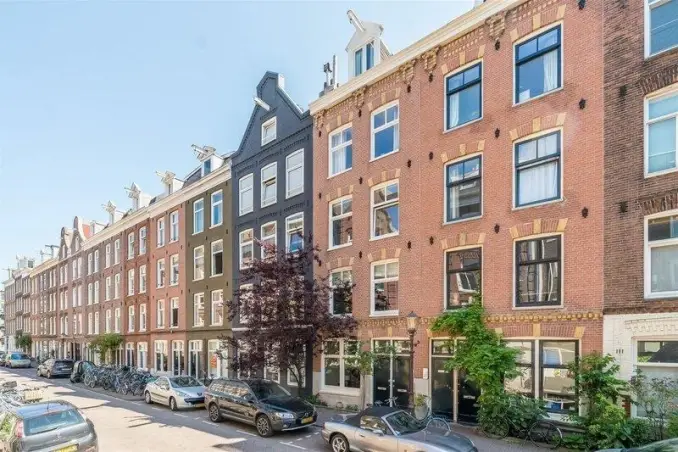 Appartement te huur aan de Frederiksstraat in Amsterdam