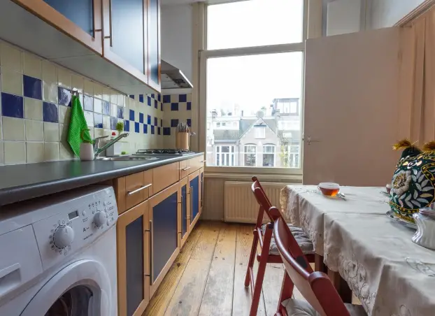 Appartement te huur aan de Koninginneweg in Amsterdam