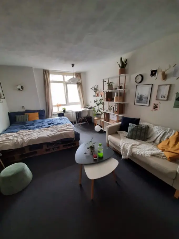 Kamer te huur aan de Lage Nieuwstraat in Den Haag