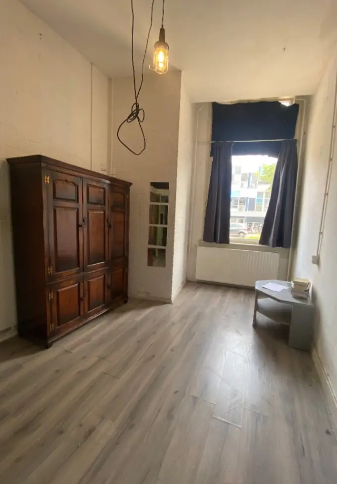 Kamer te huur aan de Vliet in Leiden