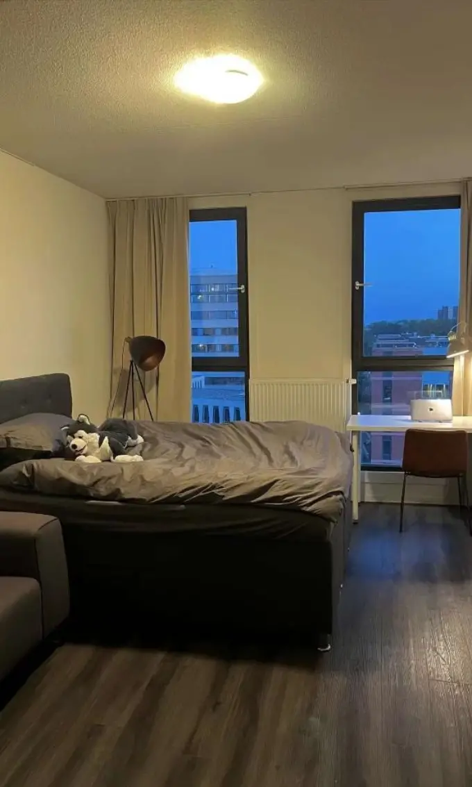 Studio te huur aan de Jan van Galenstraat in Amsterdam