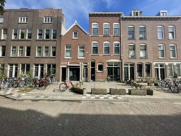 Kamer te huur aan de Lambertusstraat in Rotterdam