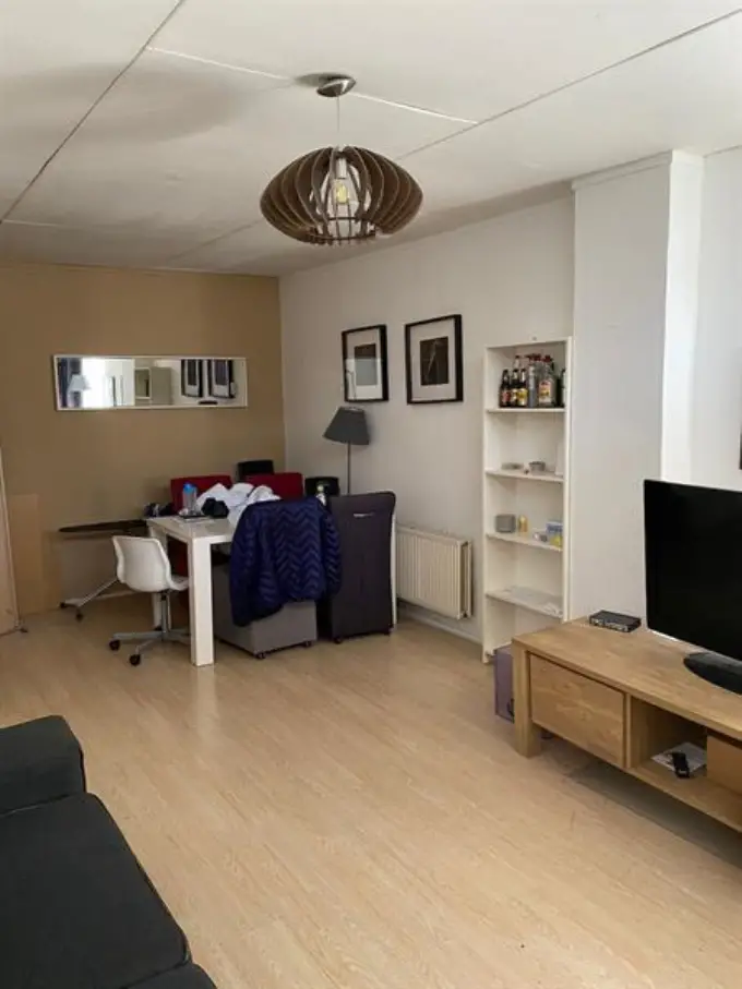 Appartement te huur aan de Schiedamseweg in Rotterdam