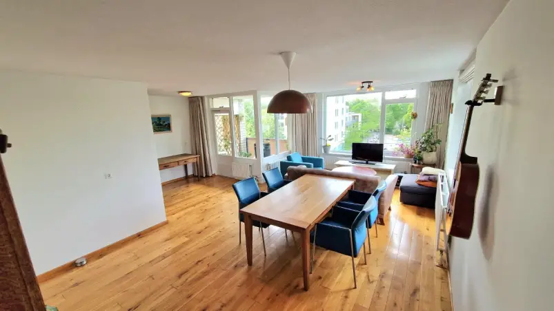 Appartement te huur aan de Aartsbisschop Romerostraat in Utrecht