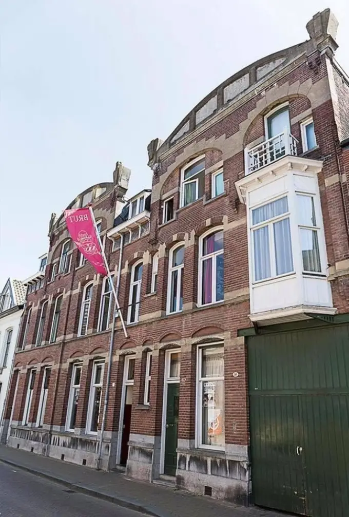 Kamer te huur aan de Poststraat in Tilburg