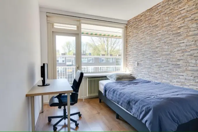 Kamer te huur aan de Vennecoolstraat in Rotterdam