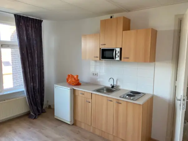 Kamer te huur aan de Van Zeggelenlaan in Den Haag