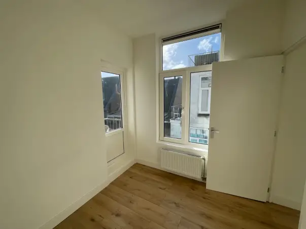 Kamer te huur aan de De Heemstraat in Den Haag