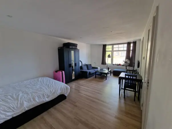 Appartement te huur aan de Mathenesserweg in Rotterdam