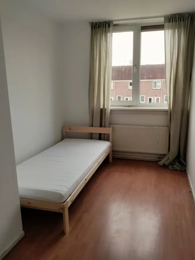 Kamer te huur aan de Prof. R. Casimirstraat in Amsterdam