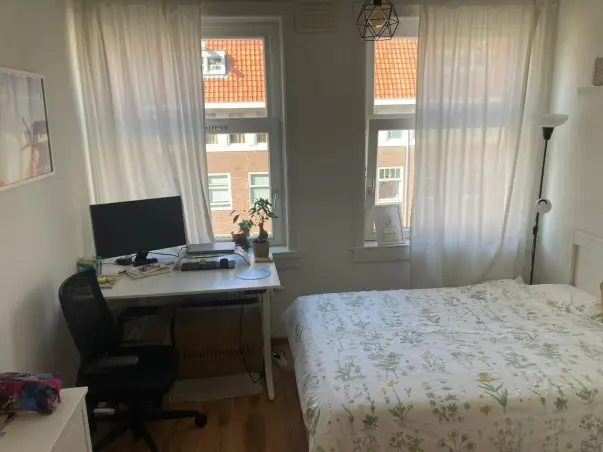 Kamer te huur aan de Kromme Leimuidenstraat in Amsterdam