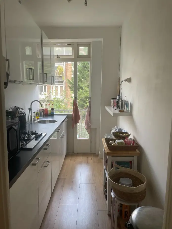 Kamer te huur aan de Lanseloetstraat in Amsterdam